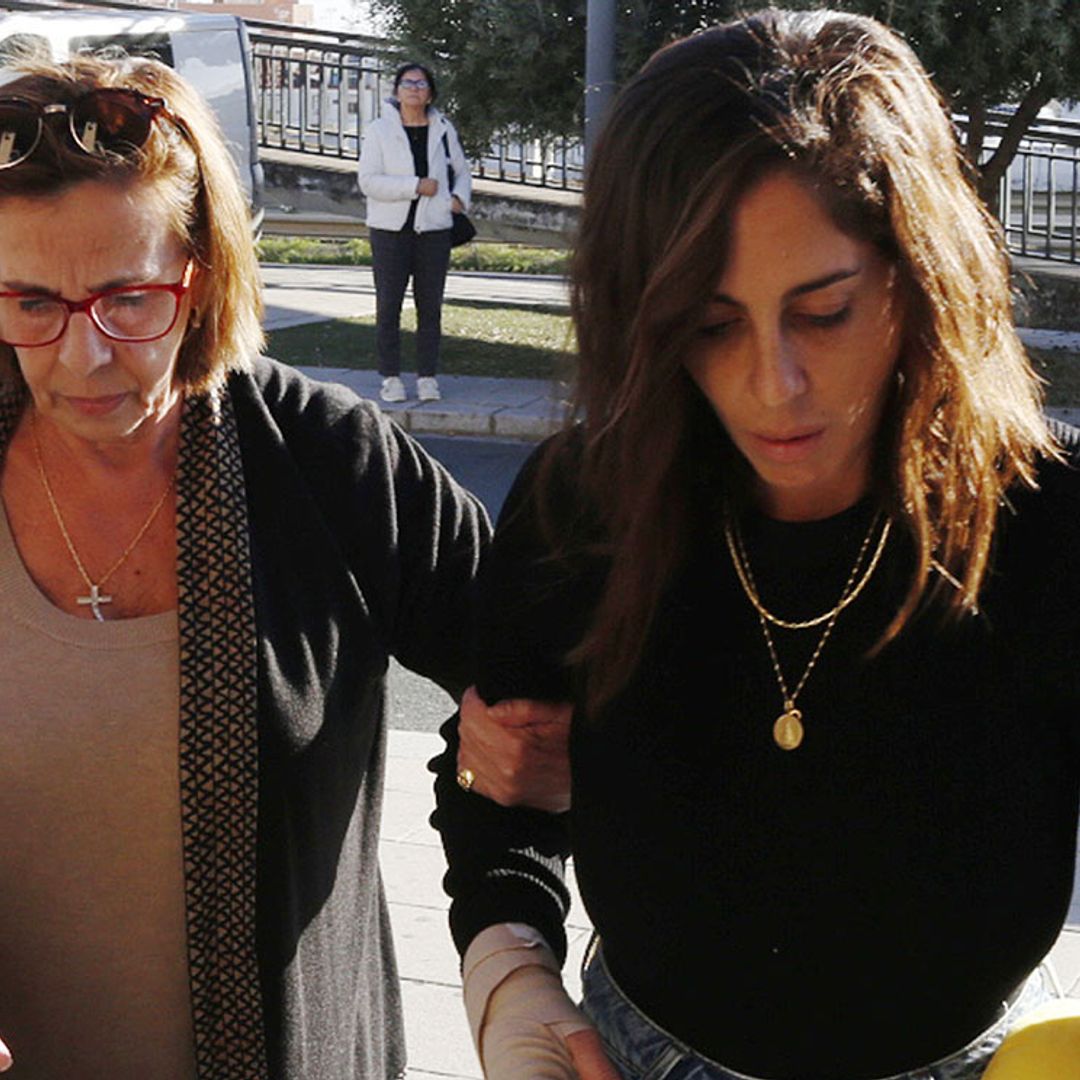 Anabel Pantoja, arropada por su madre y su primo Kiko Rivera, despide a su padre en el tanatario, donde se han vivido momentos de tensión
