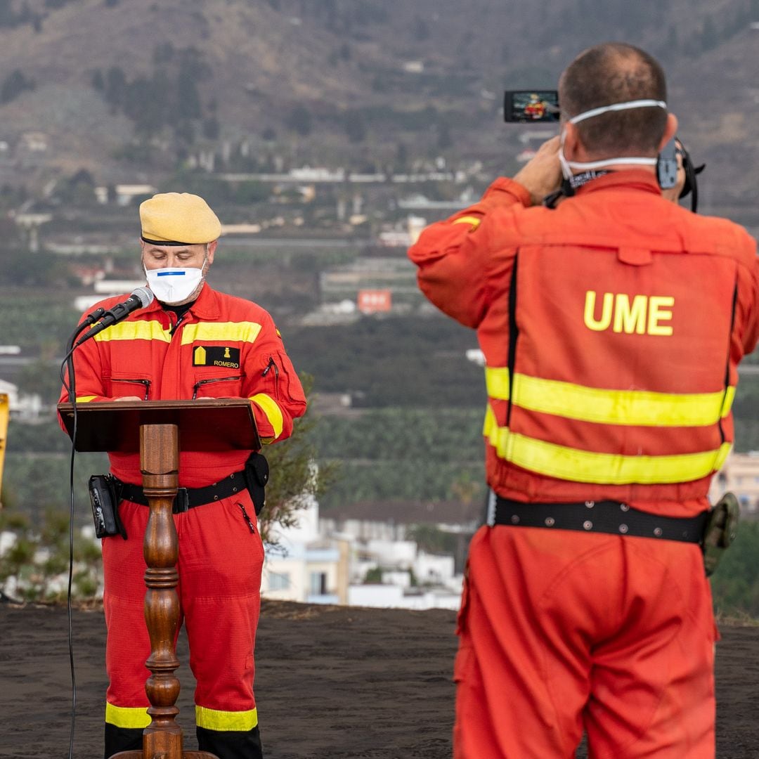 Así son los héroes silenciosos de España con las misiones más duras, desde el volcán de La Palma hasta la DANA de Valencia