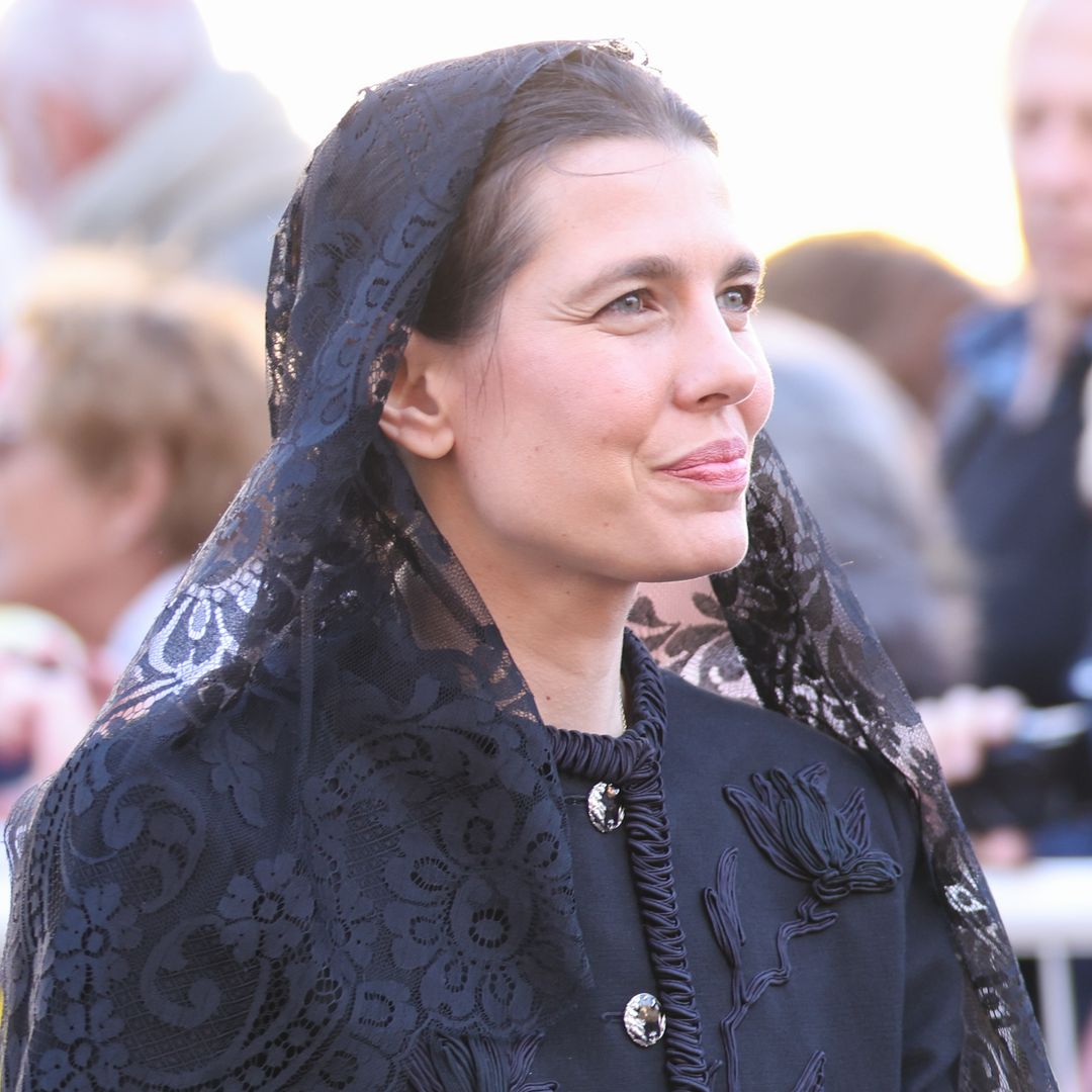 Las palabras más desgarradoras de Carlota Casiraghi sobre la muerte de su padre: "No queríamos que nos miraran"
