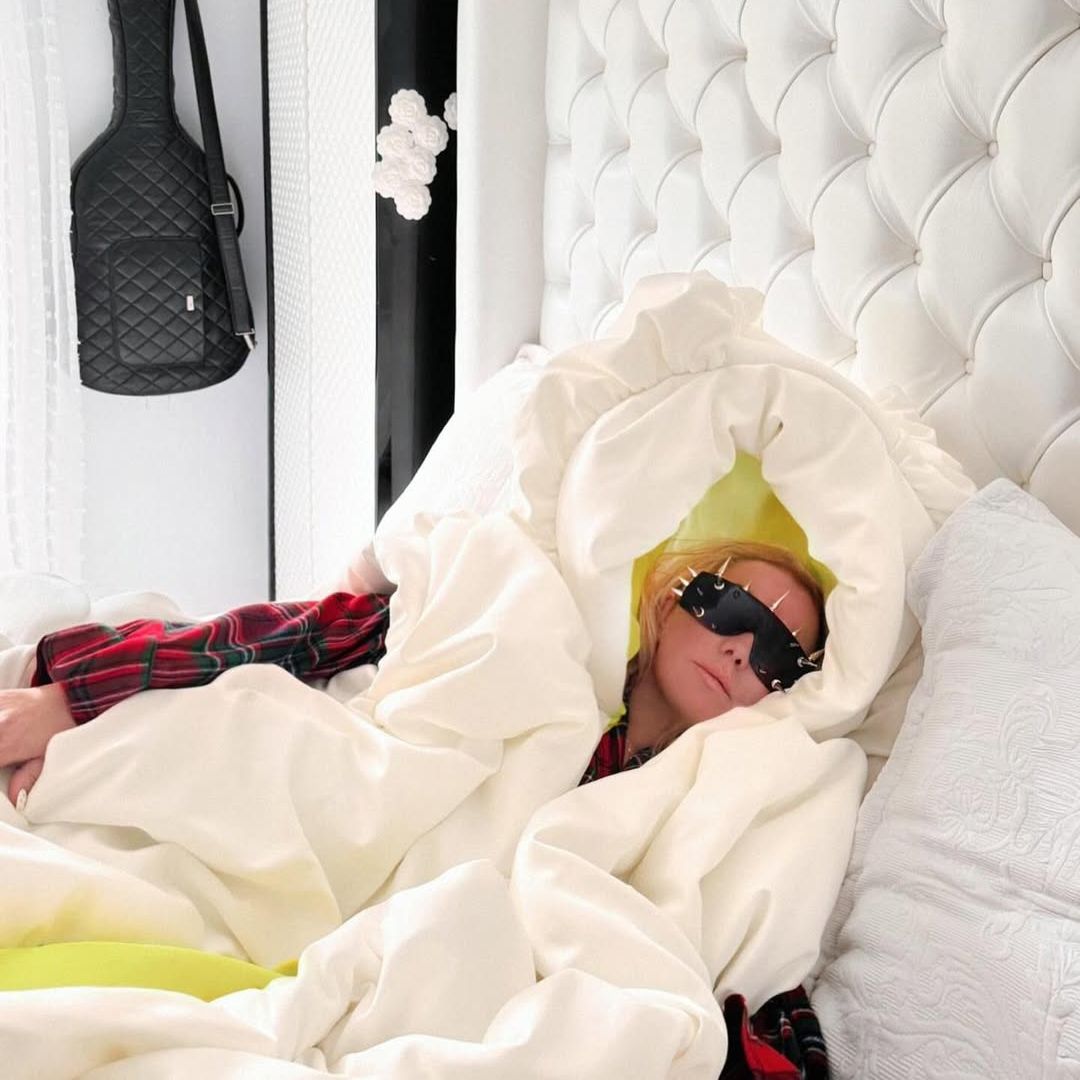 La icónica foto con la que Amaia Montero responde a las críticas tras su regreso en Nochevieja con 'La Oreja de Van Gogh'