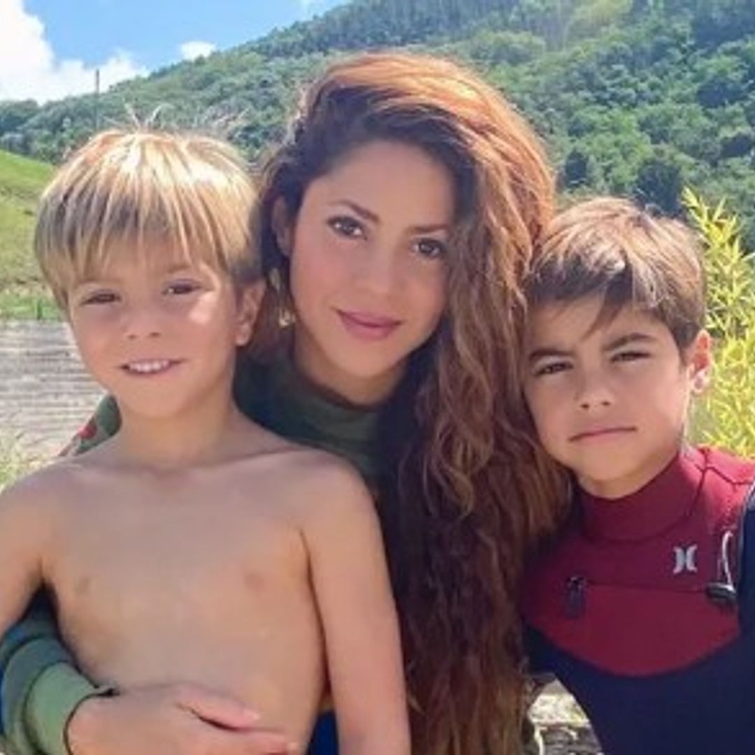 Shakira es capaz de hablar seis idiomas, ¿pero cómo se comunica con sus hijos?