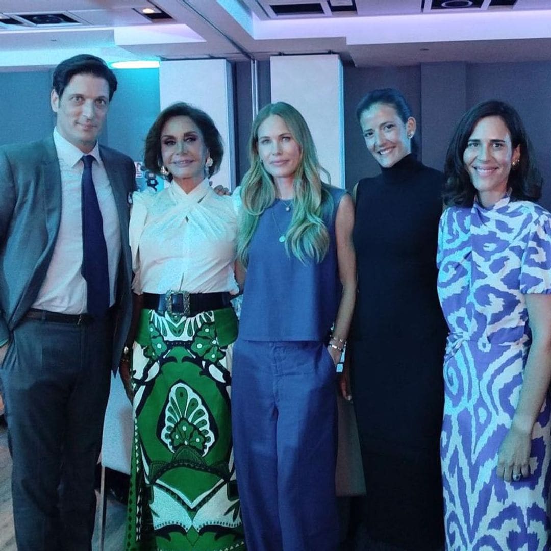 La gala benéfica, impulsada por Clara Caruana, novia de Luis Medina, reúne a Naty Abascal, Helen Svedin y Bárbara Mirjan en una emotiva velada