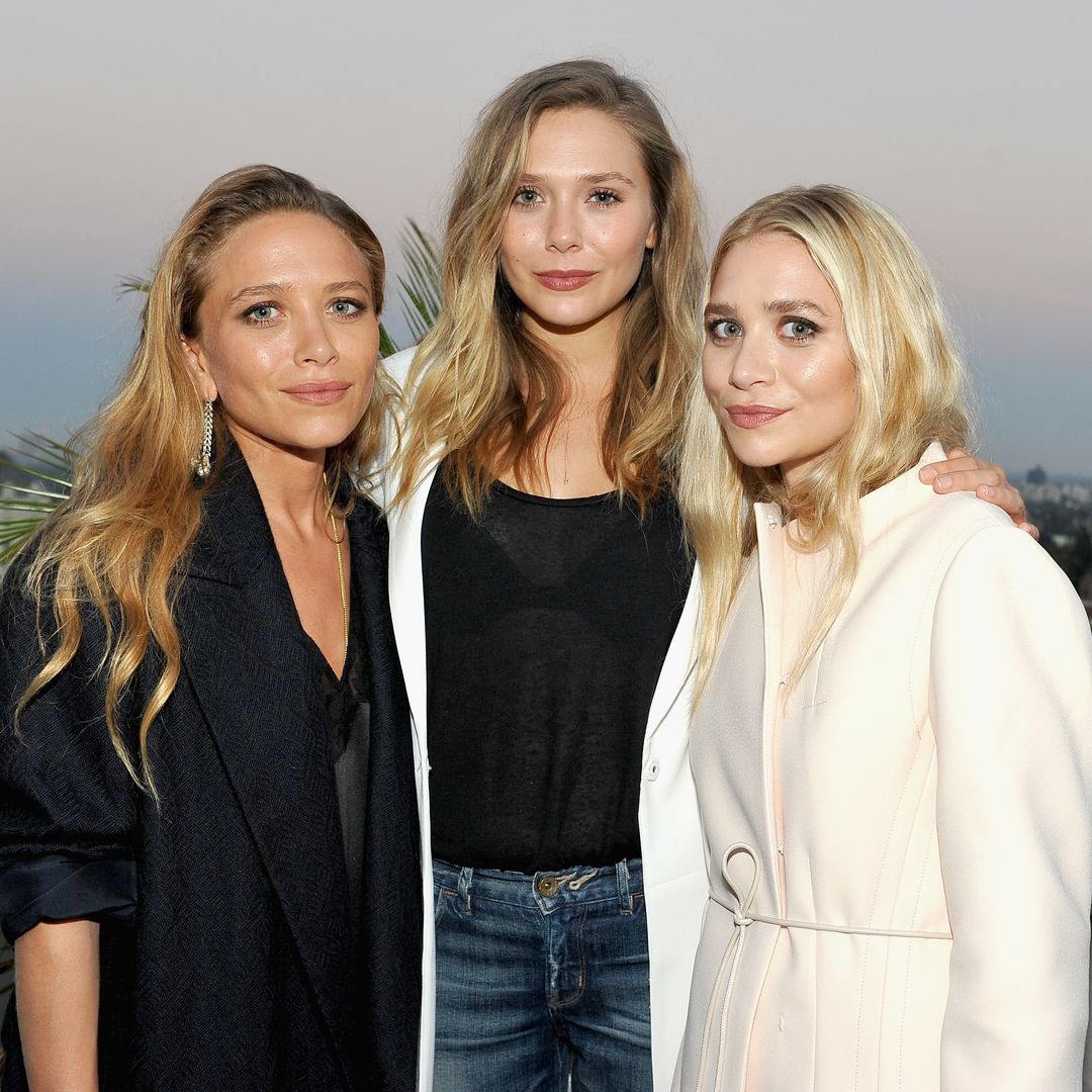 Elizabeth Olsen revela cómo fue crecer con las gemelas Mary-Kate y Ashley: "bastante caótico"