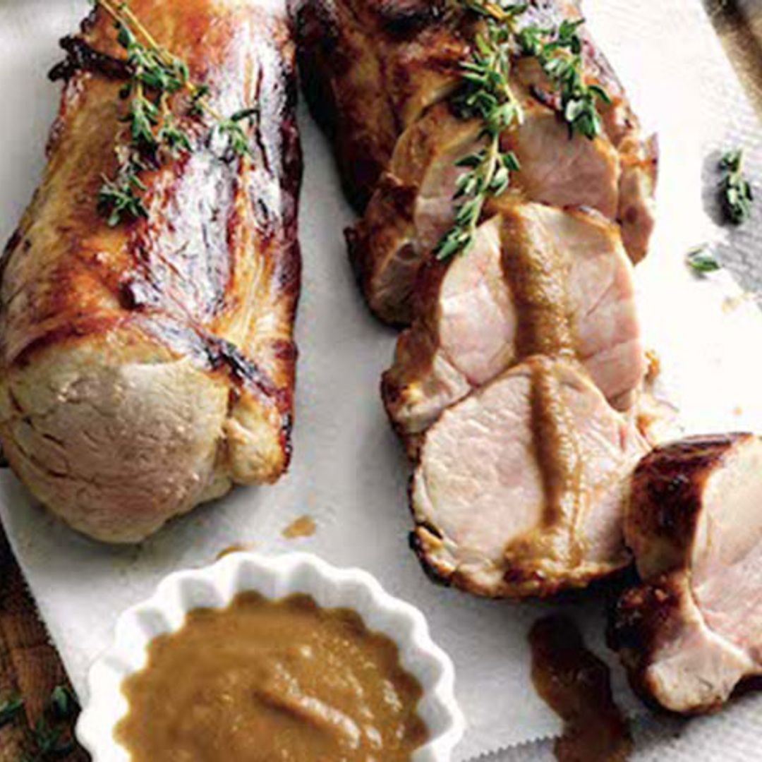 Solomillo de cerdo ibérico con pastel de patata y manzana