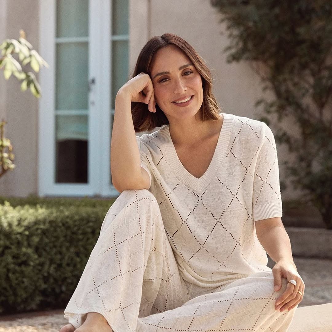 El pantalón marrón de Mango con el que Tamara Falcó confirma la tendencia clave del otoño 2025