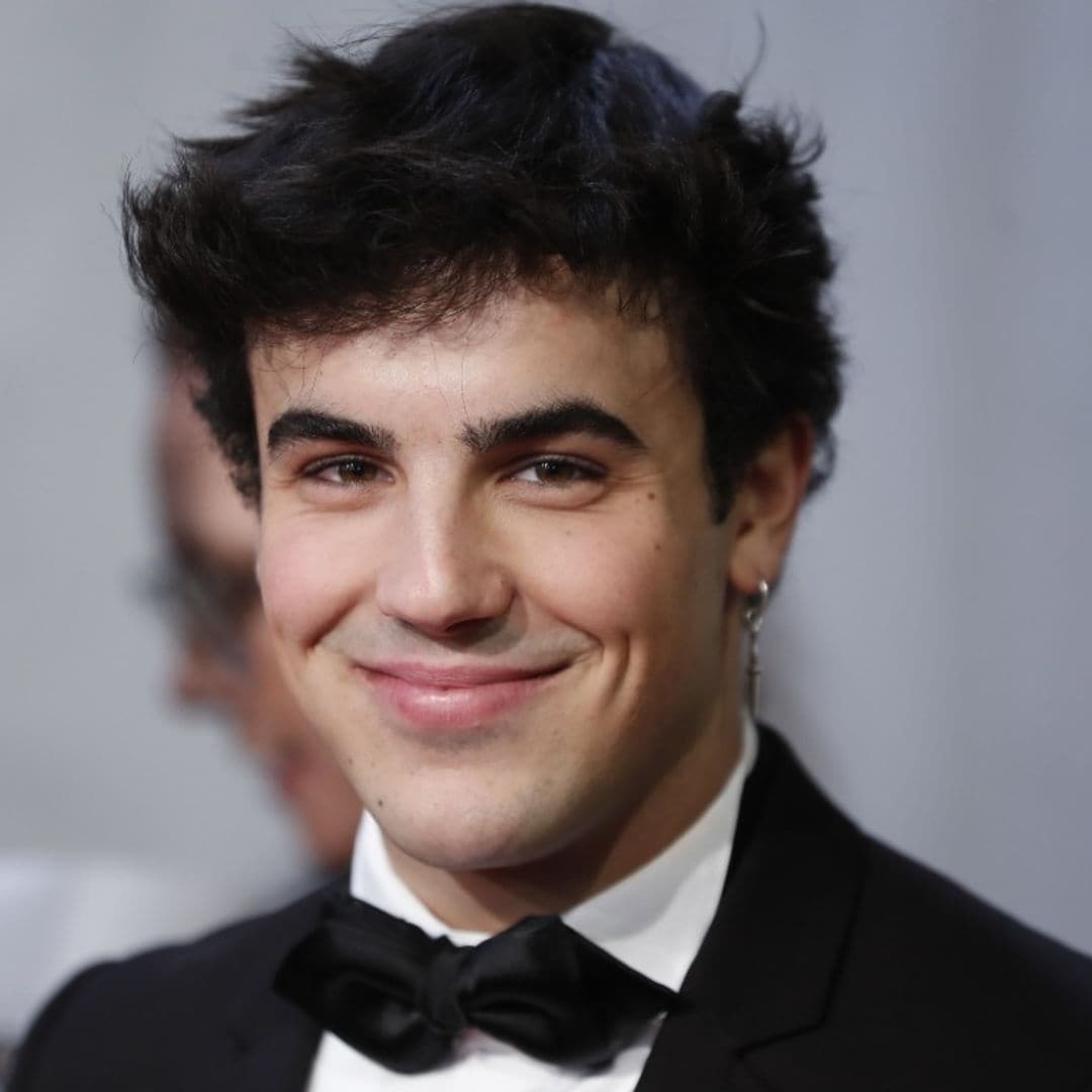 Descubre todo lo que debes saber sobre Óscar Casas, el actor de moda