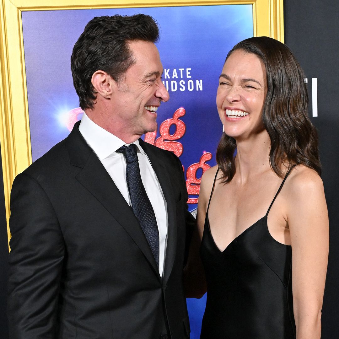 Hugh Jackman y Sutton Foster en el estreno de Song Sung Blue en el AFI Fest en Hollywood, California, el 26 de octubre de 2025