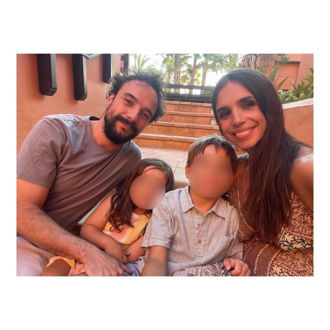 Elena Furiase y Gonzalo Sierra, vacaciones en familia: "La armonía se parece mucho a esto"