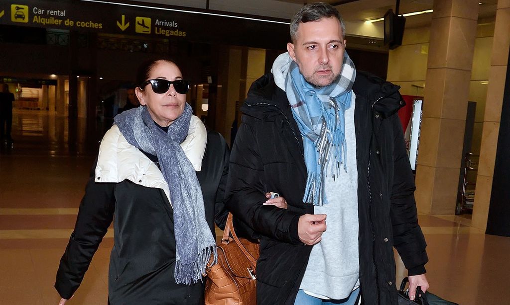 Isabel Pantoja sale de su último encierro en Cantora rumbo a Madrid