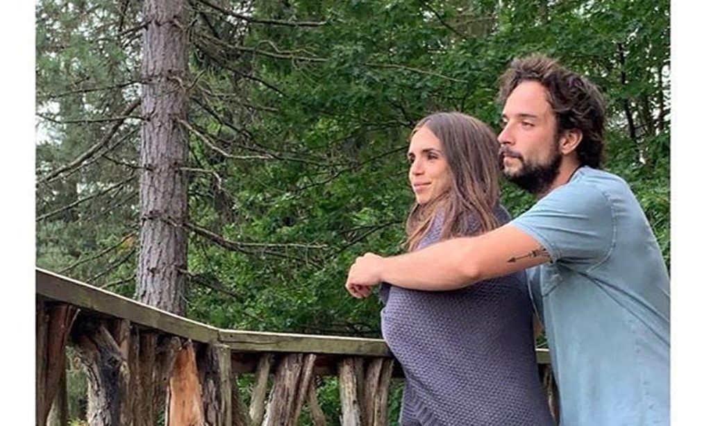 El romántico 'descansito' de Elena Furiase y Gonzalo Sierra ¡en lo alto de un árbol!