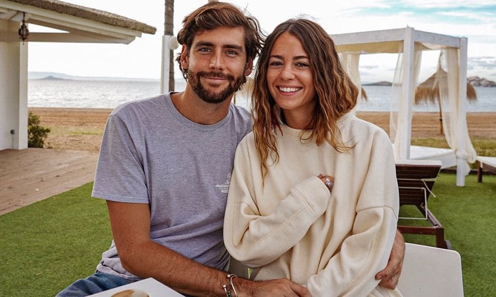El Cantante Alvaro Soler Que Triunfo Al Lado De Jennifer Lopez Confirma Su Relacion Con La Cantautora Sofia Ellar