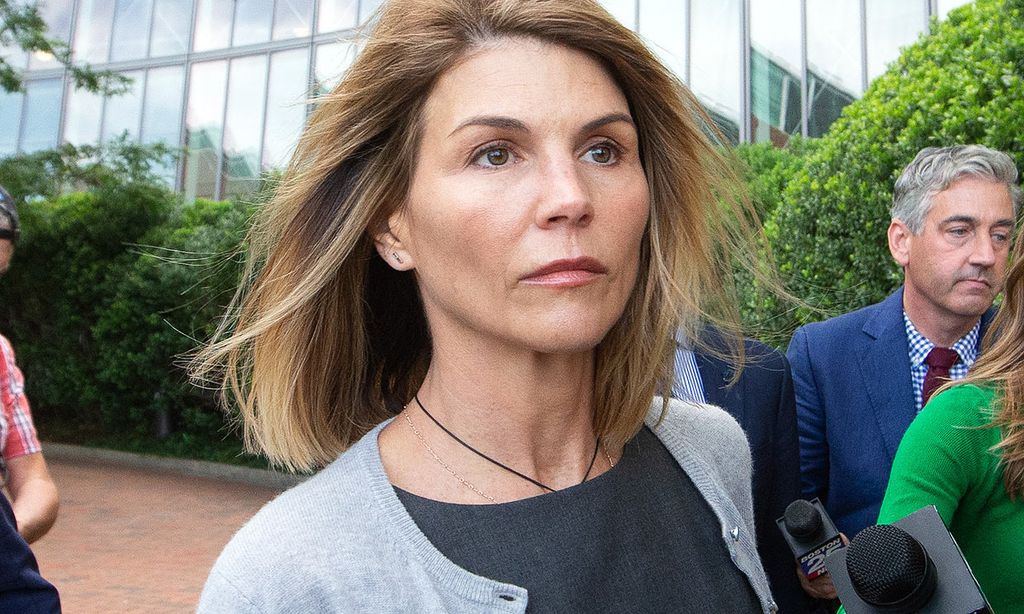 Lori Loughlin, condenada a dos meses de prisión por el caso de los sobornos universitarios