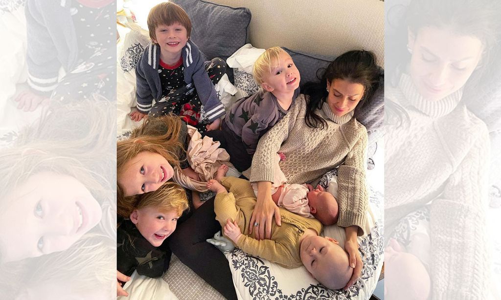 Las conmovedoras palabras de Hilaria Baldwin sobre su nueva hija y 'los ángeles' que la trajeron a su familia
