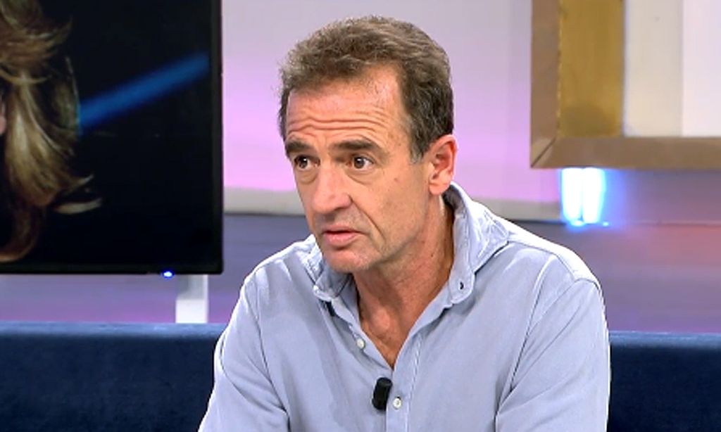 Alessandro Lequio se emociona al hablar de la enfermedad de Mila Ximénez, la misma que padeció su hijo