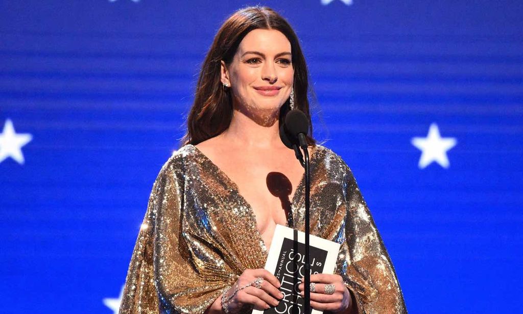 Anne Hathaway celebra el 20 aniversario de su primera película, ¿recuerdas cuál fue?