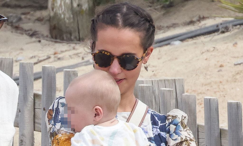 Alicia Vikander habla por primera vez de su bebé tras haber sido madre en secreto