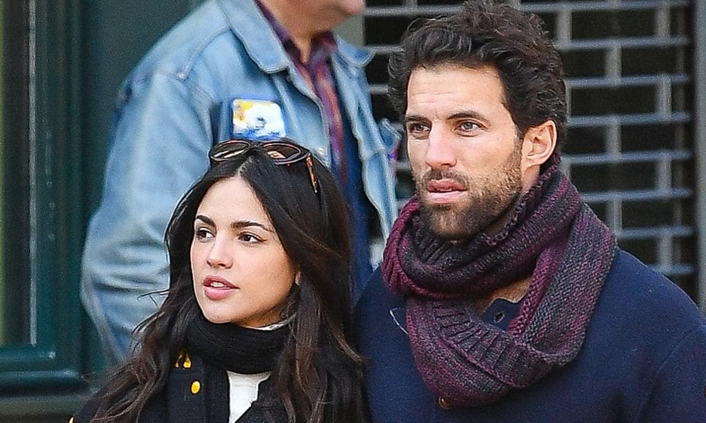 Eiza González, romántico paseo en Nueva York con su nuevo amor, el deportista Paul Rabil