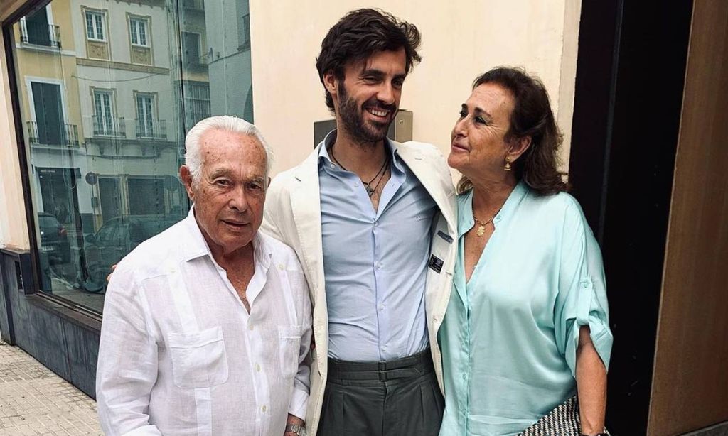 Las palabras de admiración y cariño con las que Enrique Solís habla del marido de su madre, Curro Romero