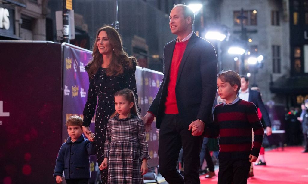 Louis de Cambridge asiste por primera vez a una importante tradición familiar