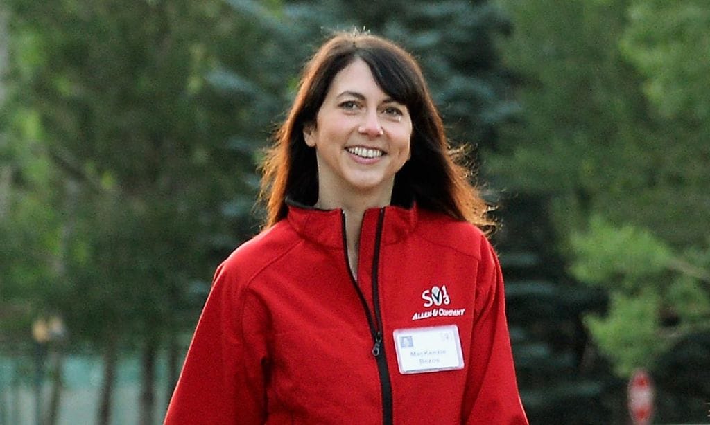 La exmujer de Jeff Bezos gestiona así su fortuna dos años después de su millonario divorcio