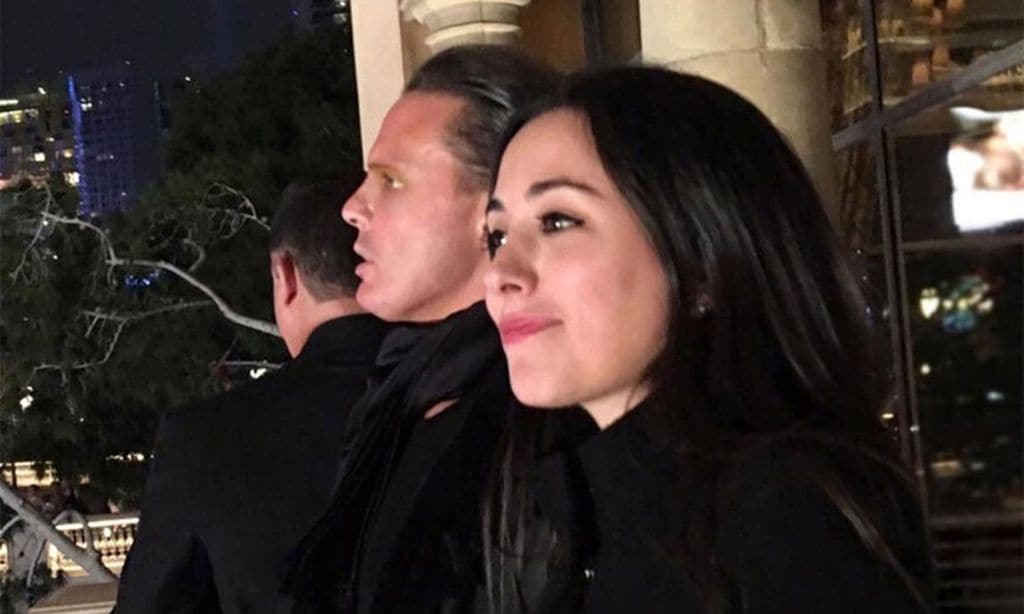 Luis Miguel reaparece junto a una filántropa mexicana que estuvo comprometida con un 'royal'