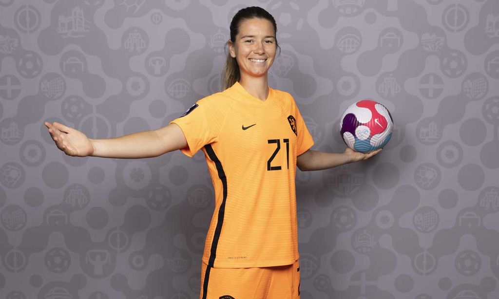 Damaris, la hija políglota de un reconocido 'pelotari' que triunfa en la Eurocopa con Países Bajos