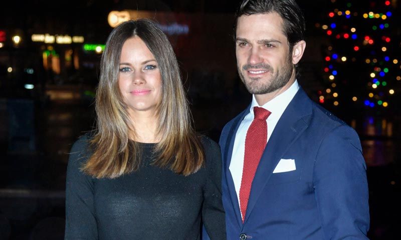 Sofía de Suecia recicla su calzado español en uno de sus looks más atrevidos