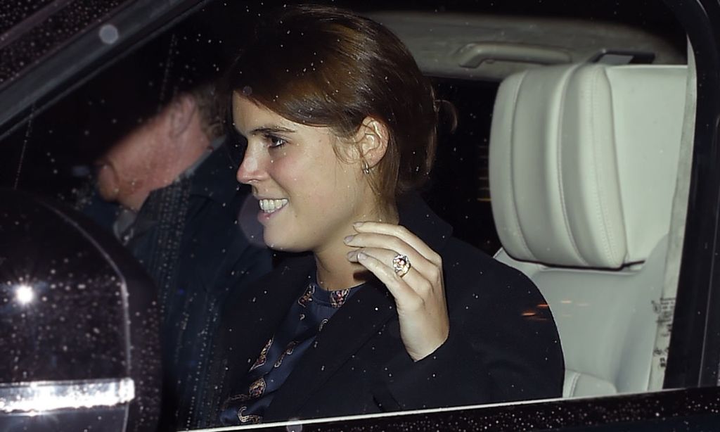 Eugenia de York copia el truco de Máxima para reciclar por octava vez su vestido 'tigre'