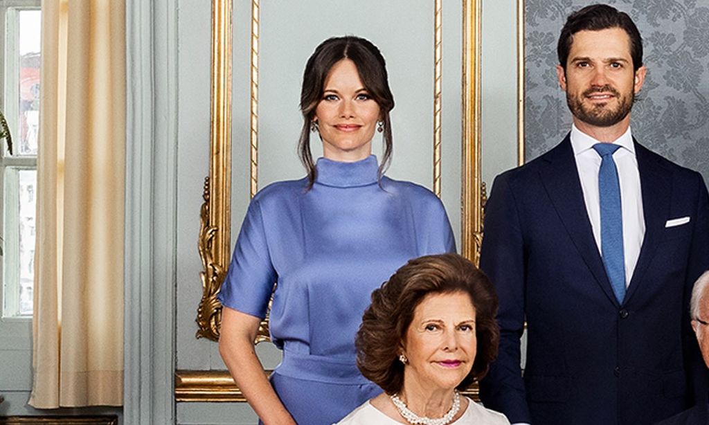 La historia de los 'Manolos' azules que popularizó Carrie Bradshaw y ha recuperado Sofia de Suecia