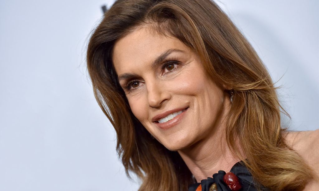 Cindy Crawford despide el año recordando uno de sus primeros trabajos