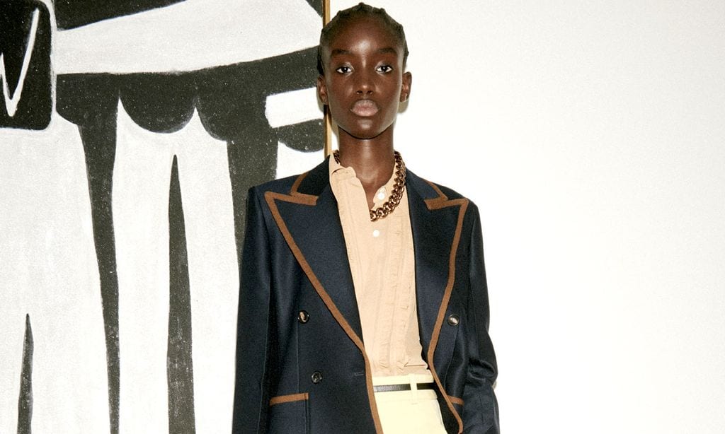 Victoria Beckham adelanta la moda de la próxima primavera: del nuevo sastre al 'animal print'