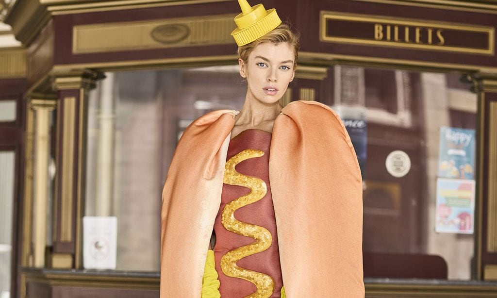 El vestido 'hot dog' y otras innovaciones de Moschino que se han hecho virales