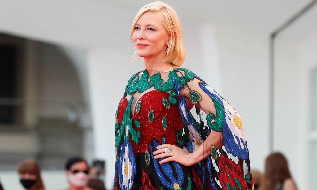 El vestidazo de Cate Blanchett y otros looks que nos hicieron soñar en la clausura de la 'Mostra'