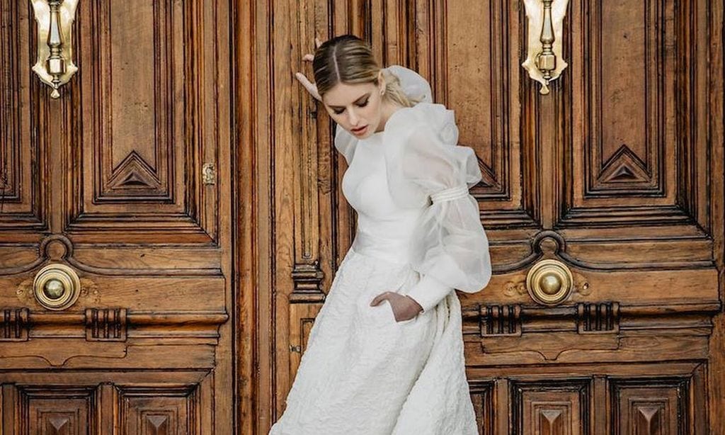 Cómo adaptar un vestido de novia de verano a los meses más fríos del año