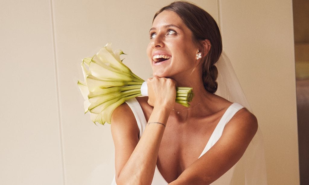 Tres vestidos para Olga, la novia rusa que ha dado la vuelta al mundo
