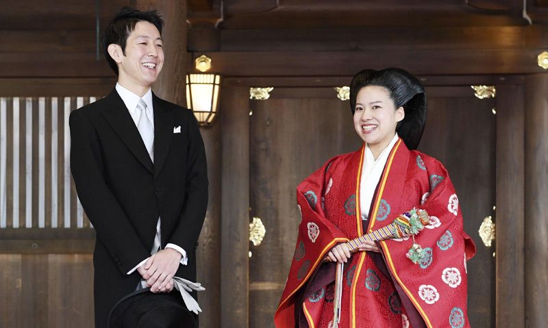 Ayako de Takamado y su marido, Kei Moriya, esperan su primer hijo