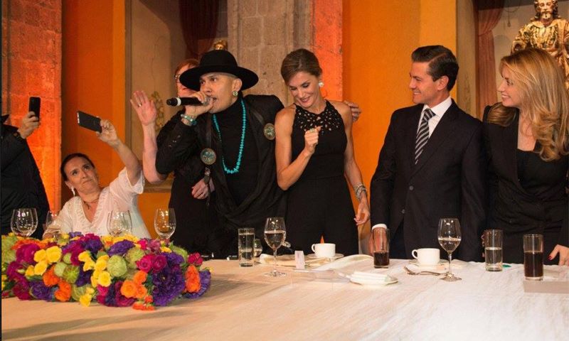 En vídeo: La divertida cena de bienvenida en México con doña Letizia moviéndose a ritmo de Taboo