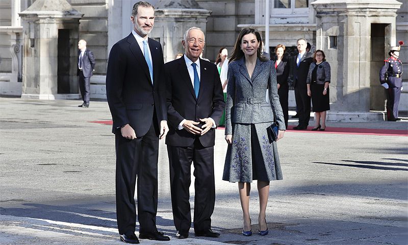 Los Reyes reciben al Presidente de Portugal, que inicia una visita de Estado a España
