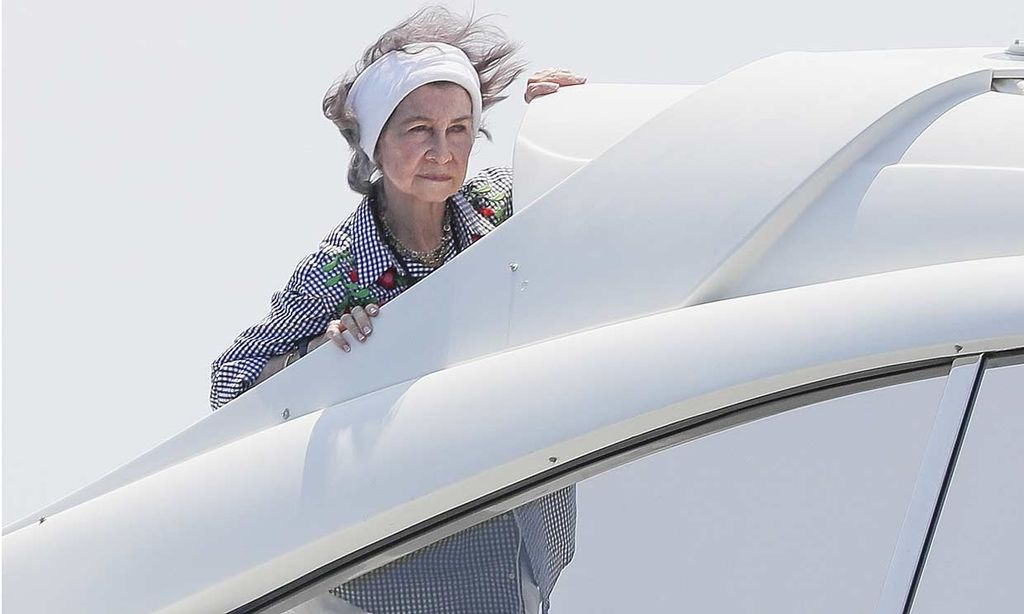 La reina Sofía llega a Palma de Mallorca para pasar las vacaciones de verano