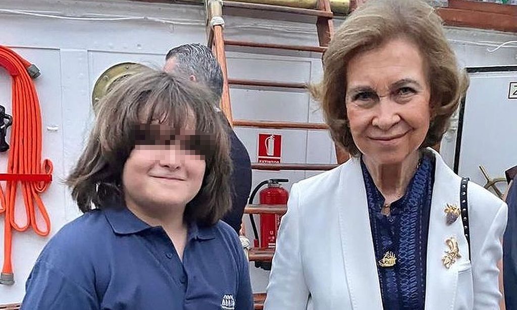 El curioso encuentro de la reina Sofía con el hijo de Paulina Rubio y Colate en Miami
