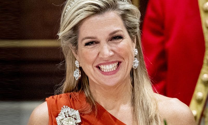 Máxima de Holanda pone broche de diamantes a la última cena de gala del año