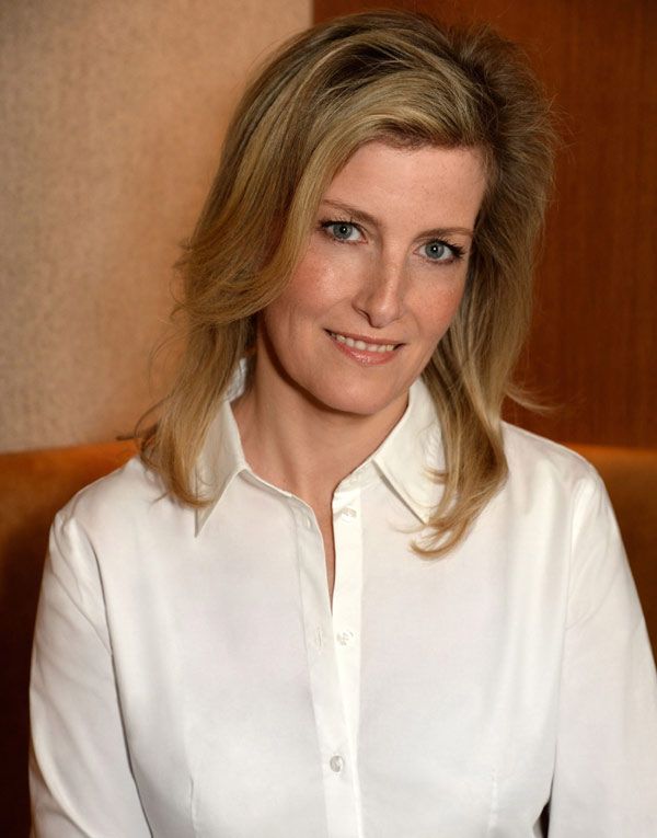 Sophie Wessex cumple 50 años con una imagen más sofisticada, más relieve institucional y el apoyo incondicional de Isabel II