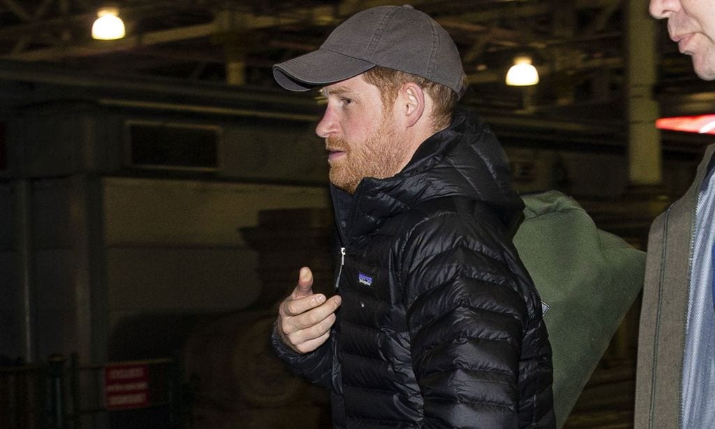 El príncipe Harry vuelve a Reino Unido para afrontar su última etapa como 'royal'