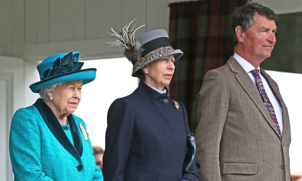 El positivo por coronavirus del marido de la princesa Ana vuelve a alterar la Navidad de Isabel II
