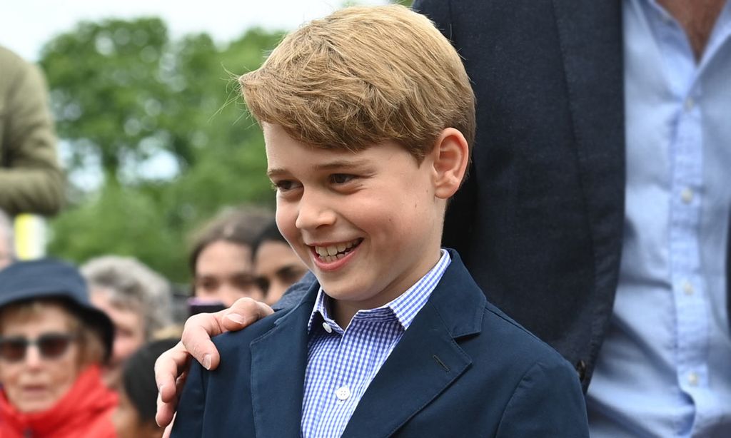 Un granjero llamado George: el trabajo que el hijo mayor de los duques de Cambridge hace en vacaciones