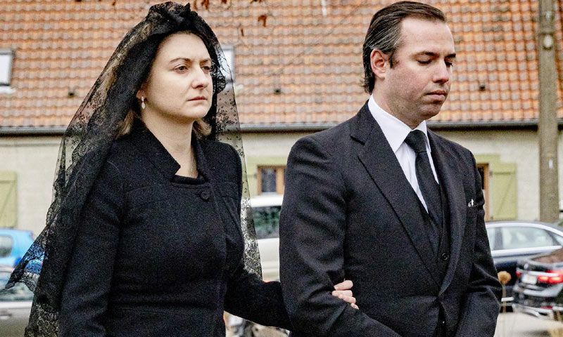 Último adiós de Stéphanie de Luxemburgo a su padre, el conde de Lannoy