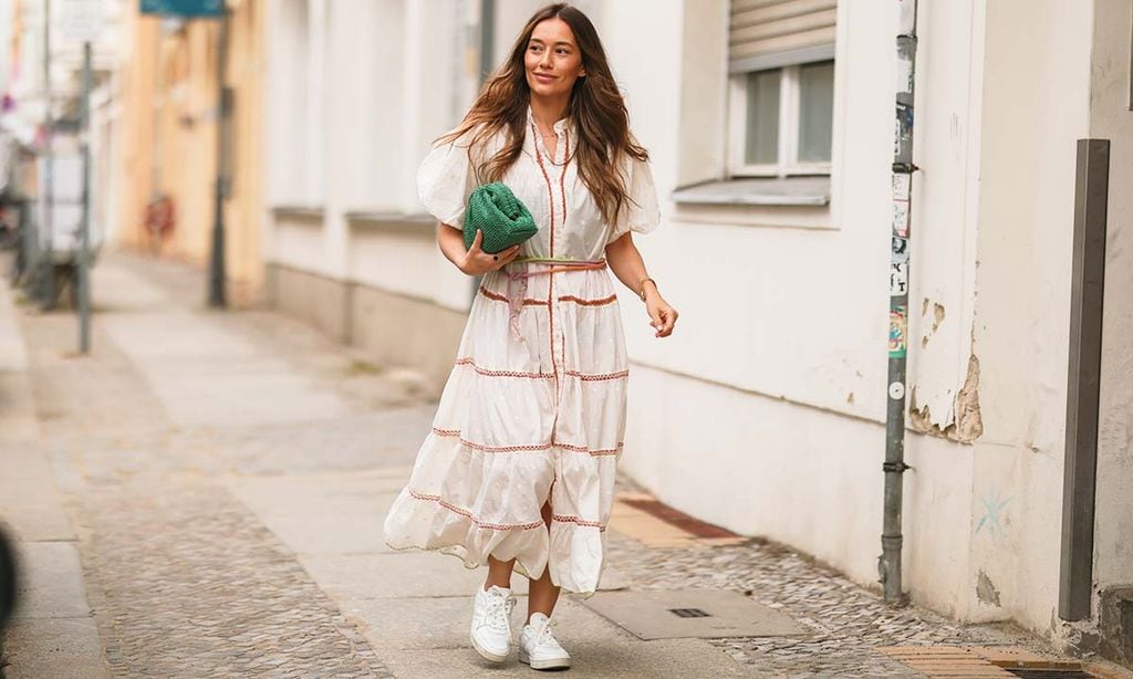 12 vestidos de primavera que nos favorecen a todas y puedes llevar de la mañana a la noche