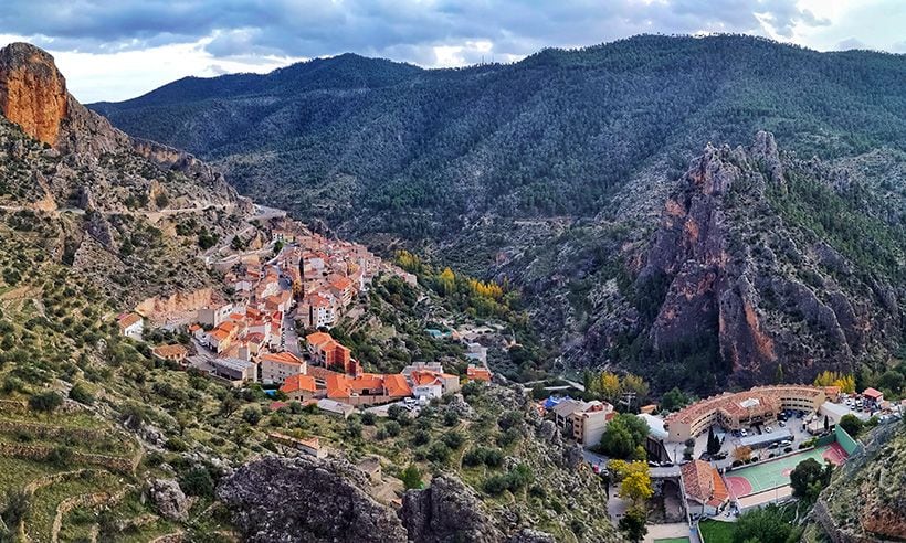 Amanece, que no es poco, en la Sierra del Segura