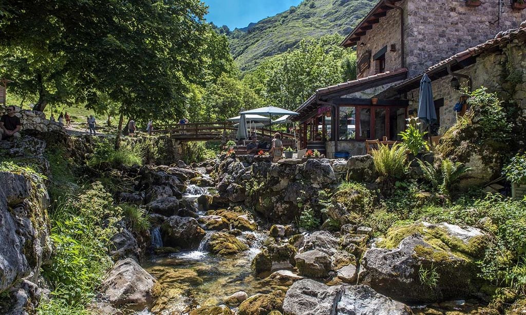 Una escapada a pueblos bonitos que apenas superan los 30 grados