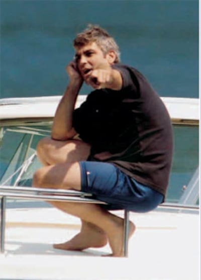 George Clooney llevó a su familia y a su novia, Jennifer Siebel, a visitar la casa que se ha comprado en el lago de Como, en Italia
